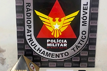 Polícia Militar prende suspeito por tráfico de drogas no bairro Independência, em Araguari