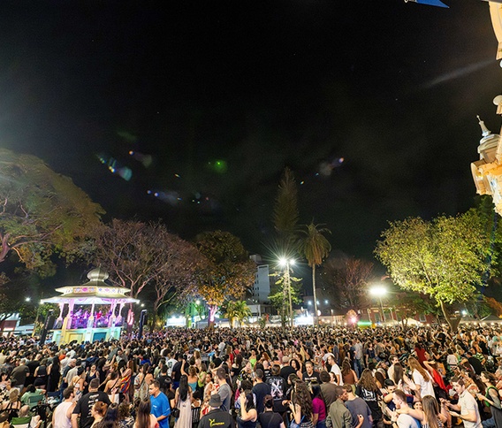 Fundinho Festival celebra centenário do Coreto Municipal e atrai oito mil pessoas em Uberlândia